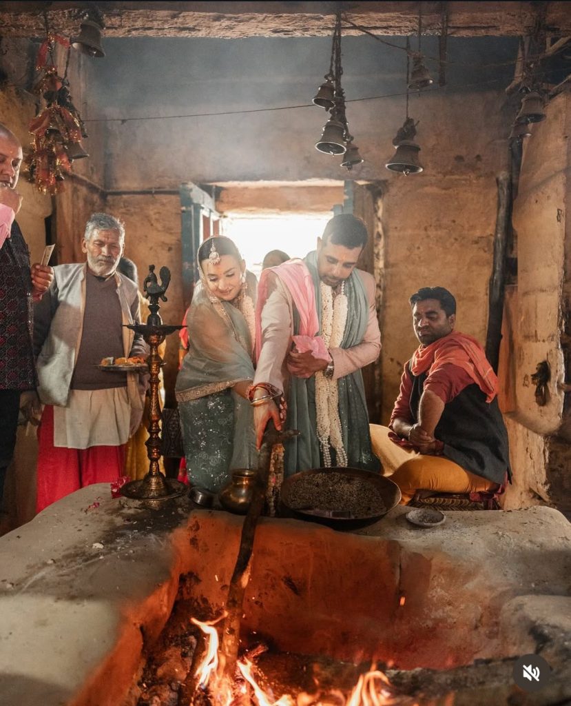Triyuginarayan Temple Akhand Dhuni