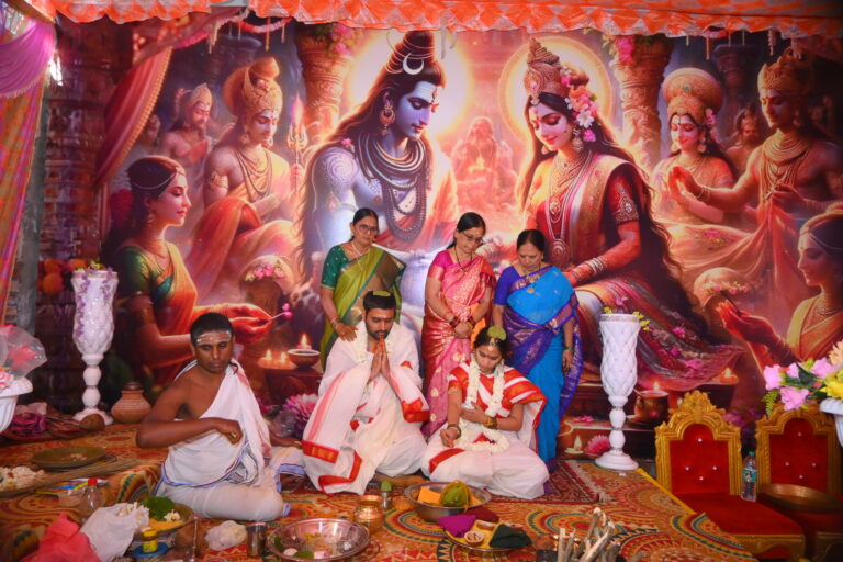 South Indian Wedding in Triyuginarayan temple wedding